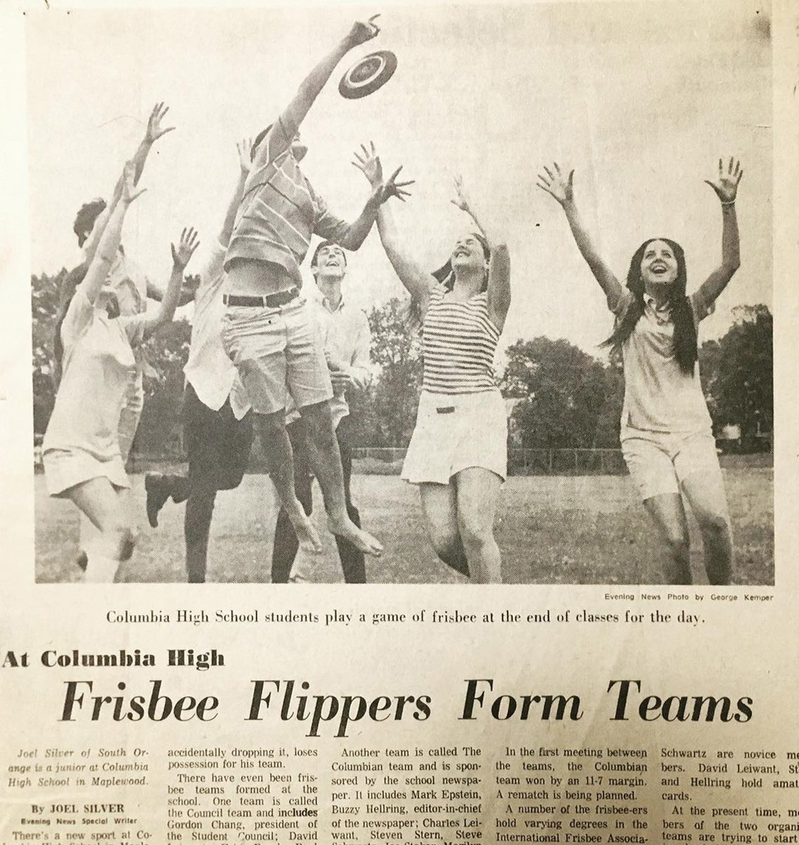1970 newspaper clipping headlined Frisbee Flippers Form Teams at Columbia High